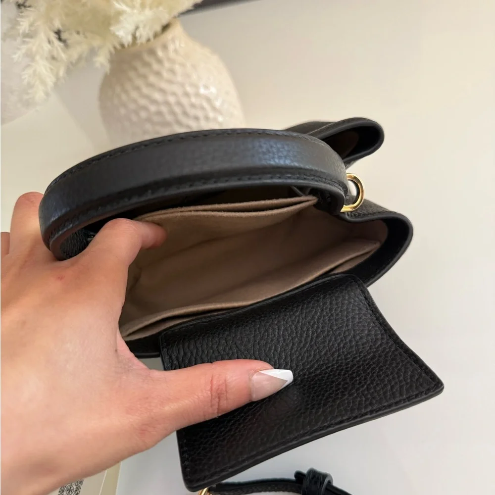 Tory Burch description nwt